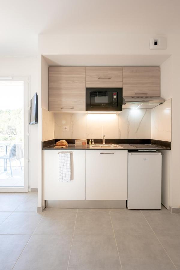 Residence Pierre Et Vacances Cap Cassis Calanques Рокфор-ла-Бедюл Екстериор снимка